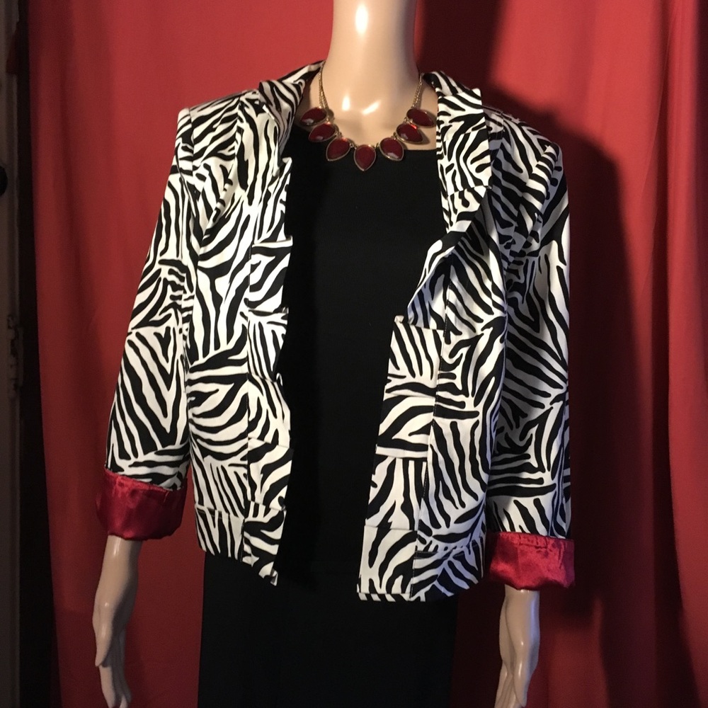 Jacket - Picture 7 of 7